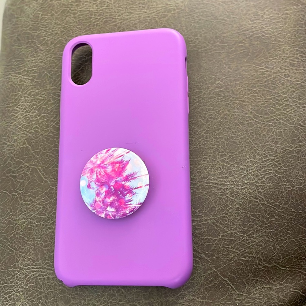 iPhone XR phone case.